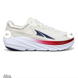 Via olympus road running shoes, size 10